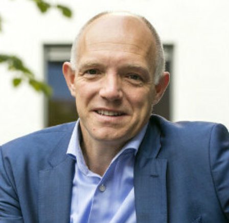 Dr. Koen Vandenbempt